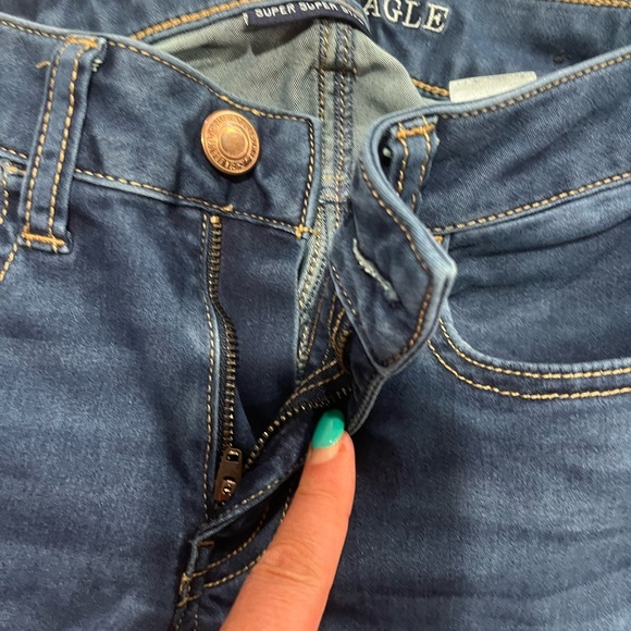 American Eagle Jeans Skinny Super Super Stretch Medium Wash Denim Blue Size 2 - Picture 6 of 11